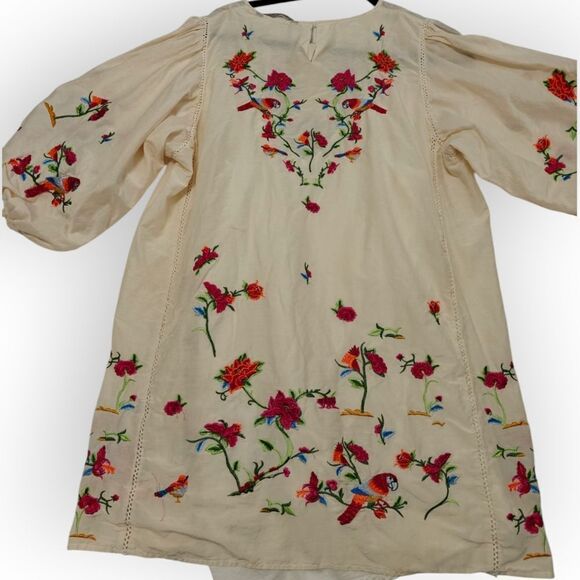 Zara Premium Embroidered Parrots Red and Cream Resort Mini Dress Crew Neck Sz L - Picture 8 of 10